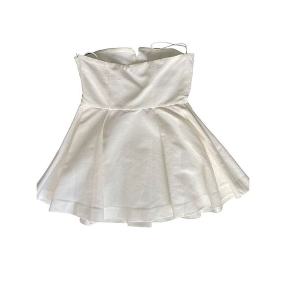 Elizabeth & James White Peplum Tube Top Sz 2 NWT - Picture 2 of 11